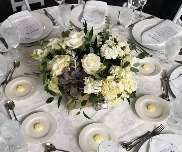 click here to see our wedding reception florals