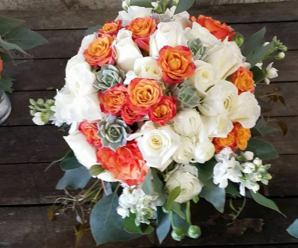 click here to see our wedding bouquets 